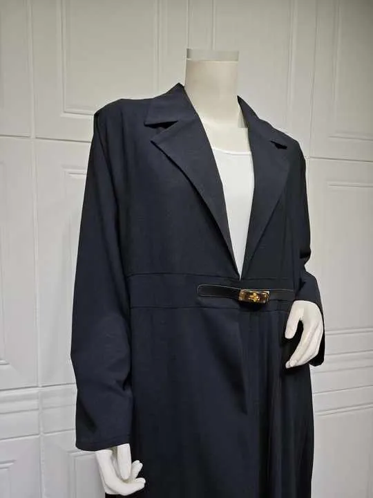 عباية النساء الفاخرة  Luxury women's abaya
