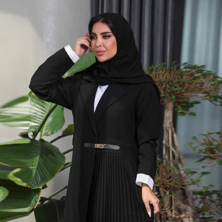 عباية النساء الفاخرة  Luxury women's abaya