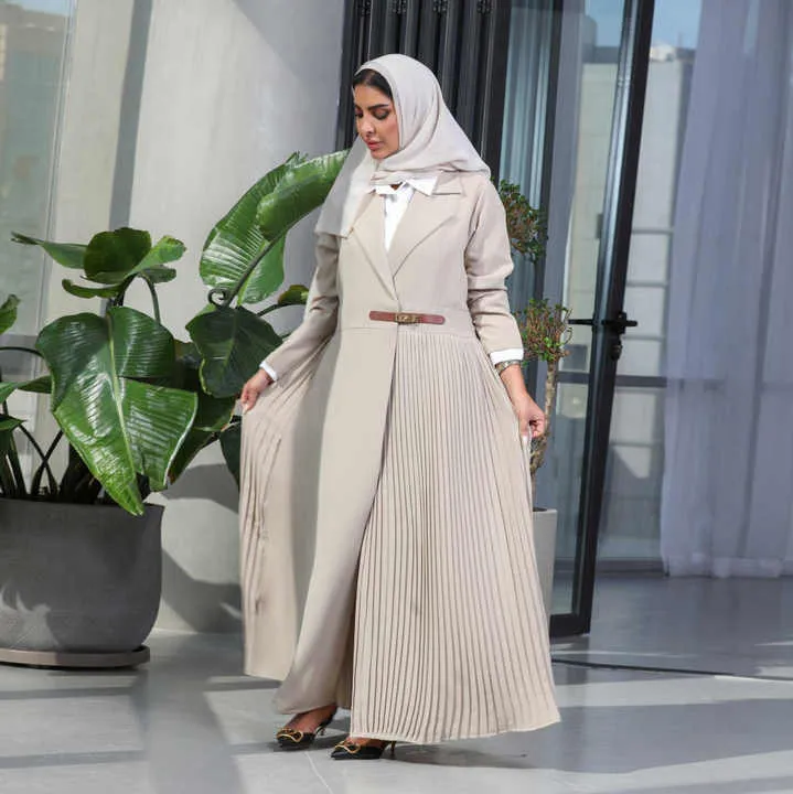 عباية النساء الفاخرة  Luxury women's abaya