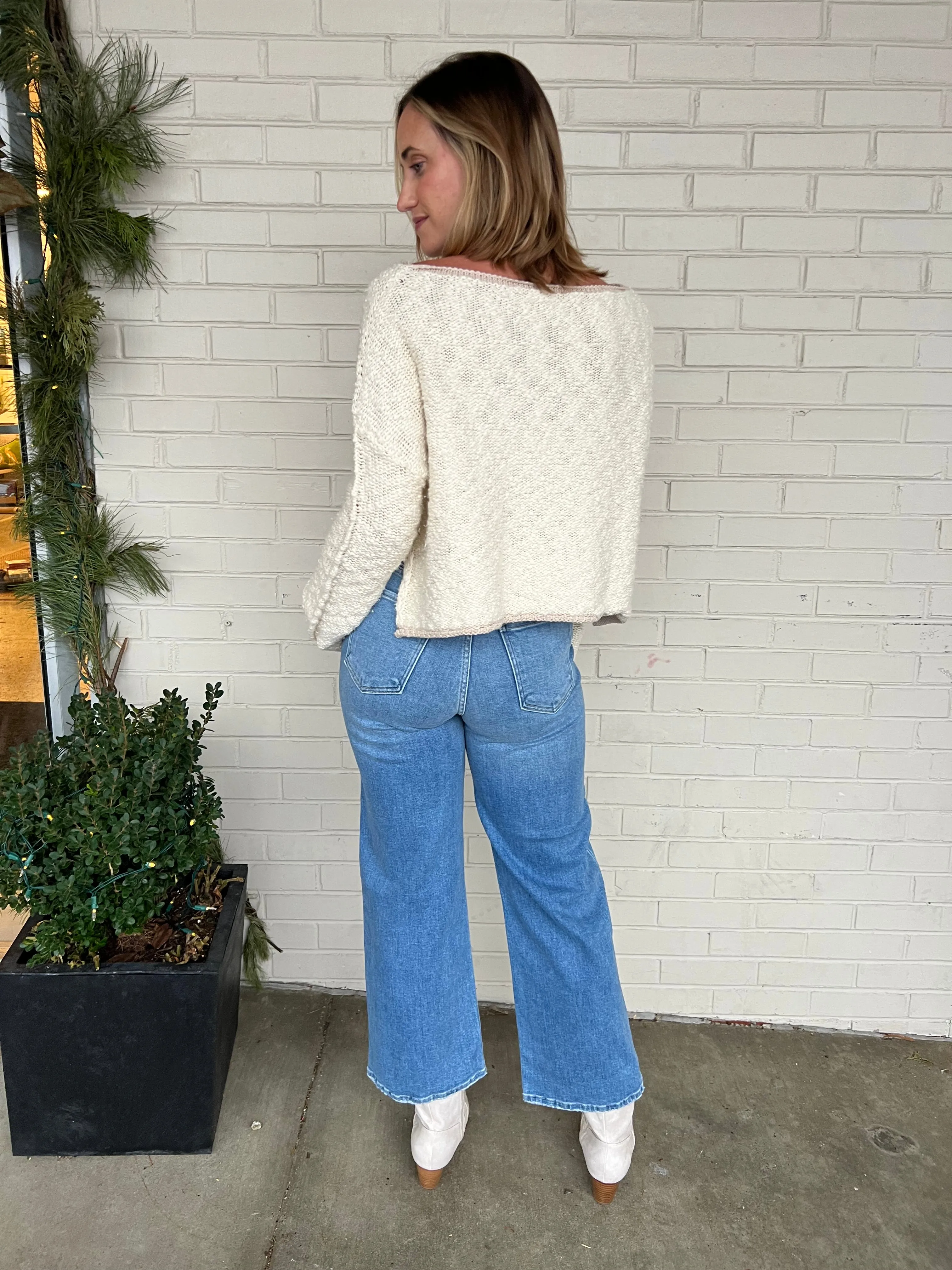Ava Wide Leg Jeans - Medium Wash