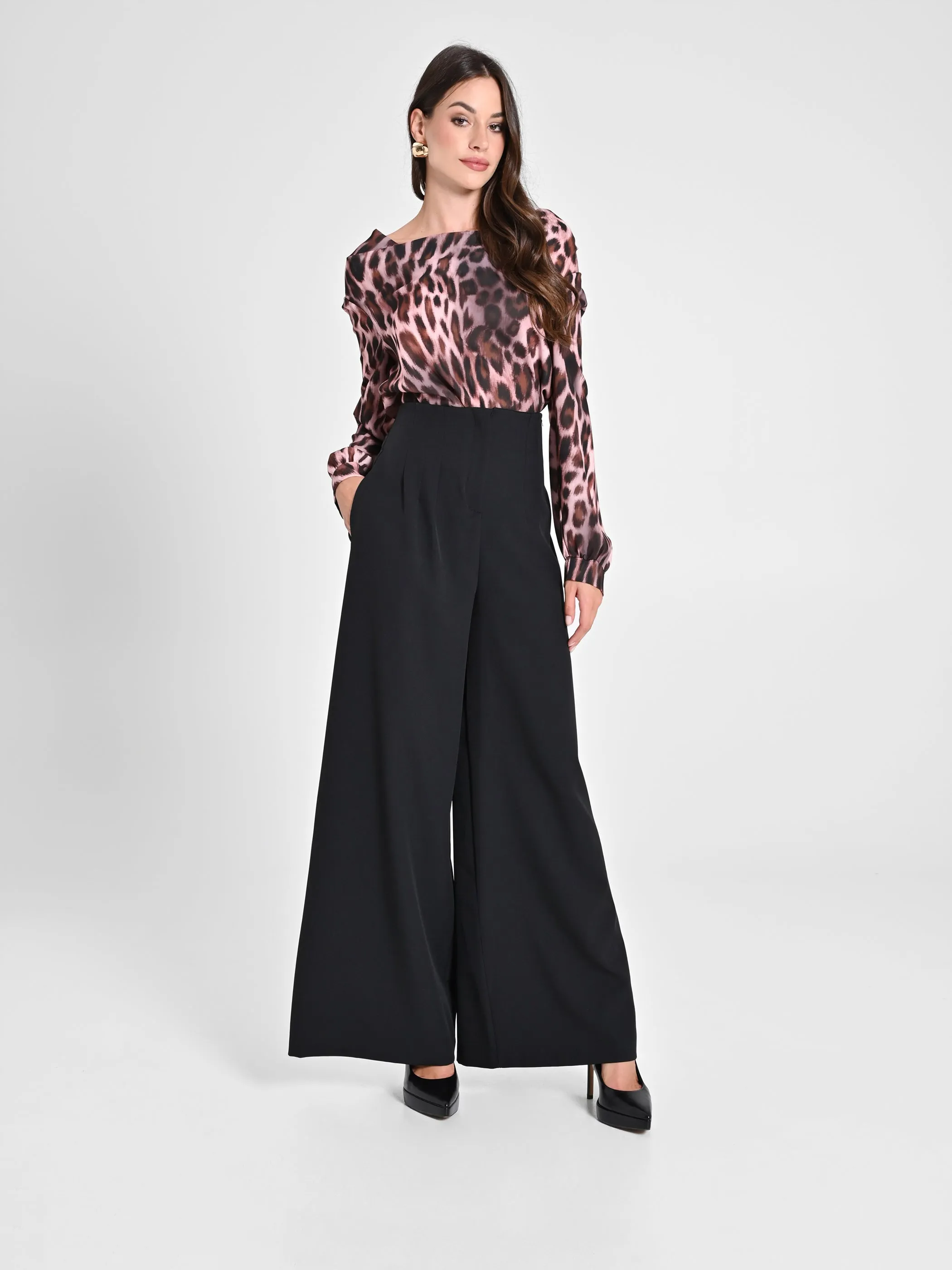 Black Wide-leg Trousers
