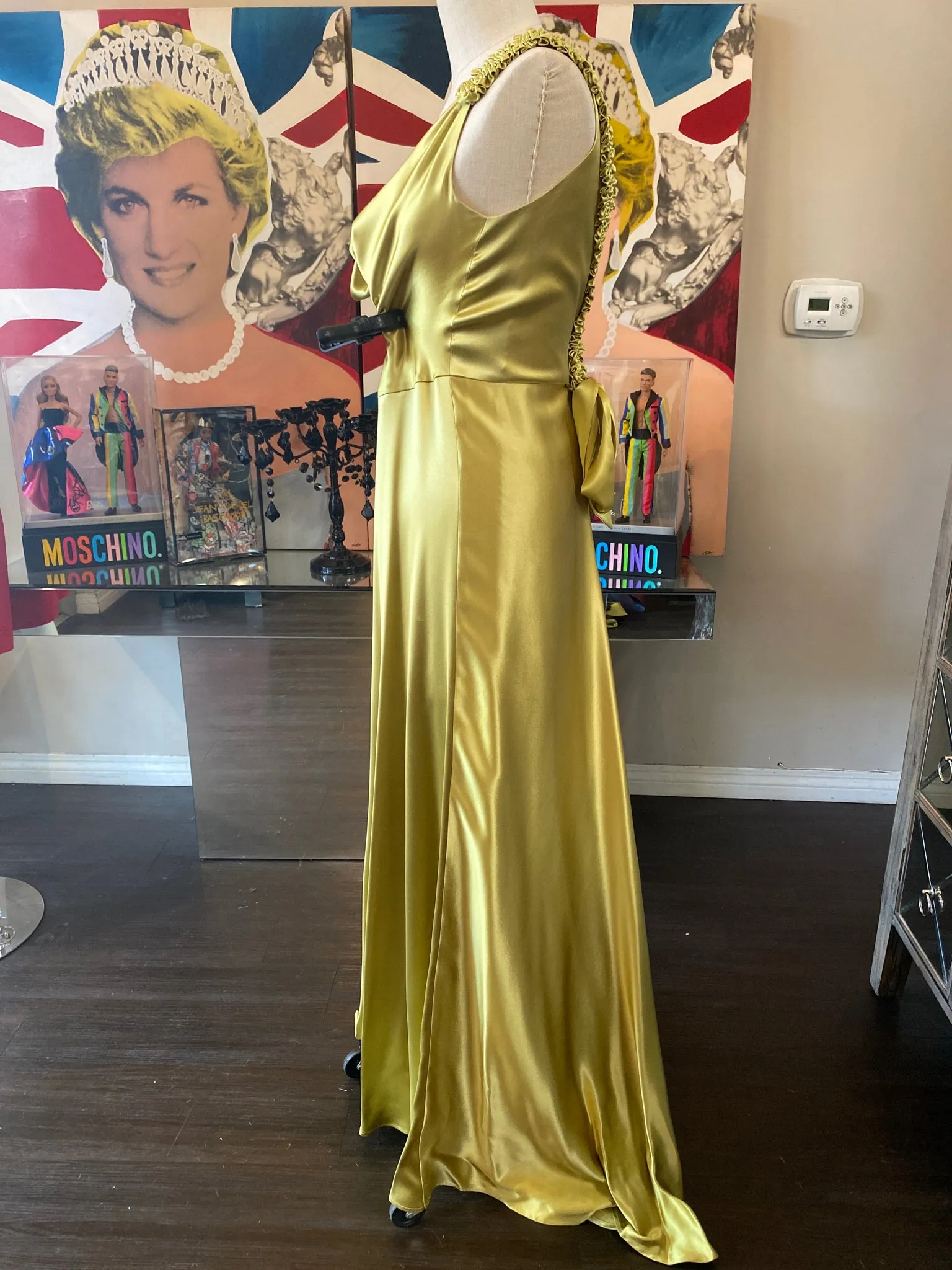 Escada Size 42 Chartreauce Silk Gown Evening Dress