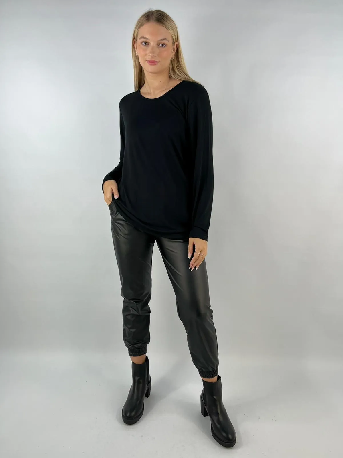 Long Sleeve T-Shirt Basic's