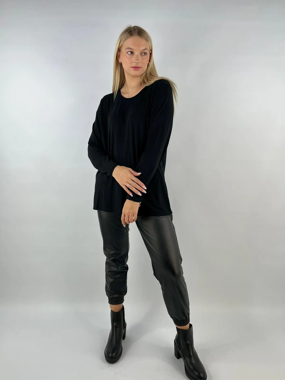 Long Sleeve T-Shirt Basic's