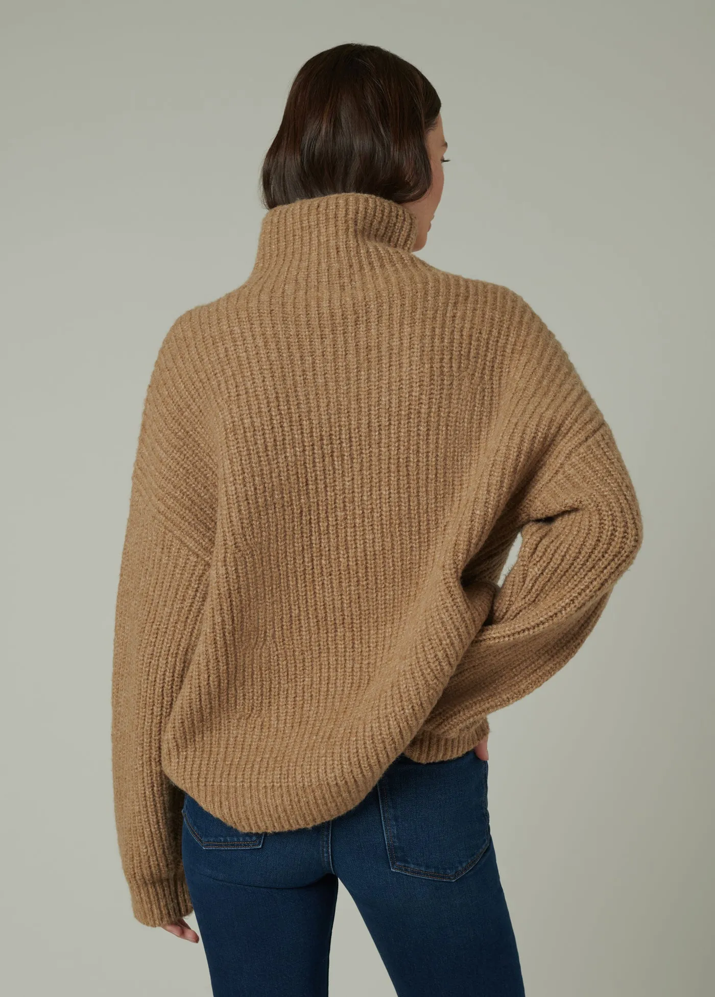 THE TORONTO OVERSIZED SWEATER